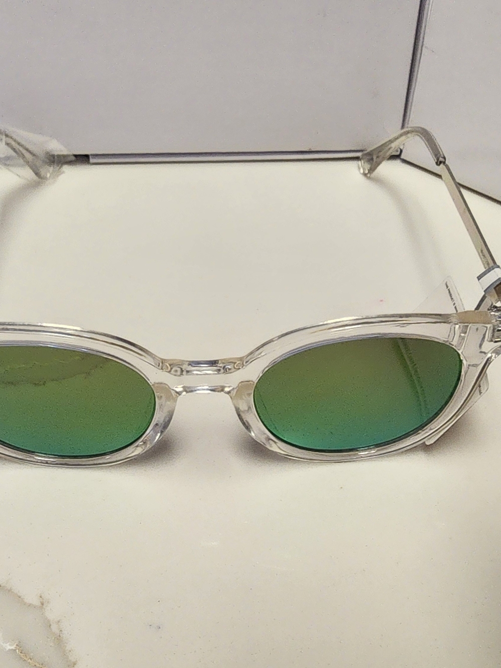 Oscar de la Renta Clear Frame Sunglasses with Green-Gold Mirrored Lenses - Picture 2 of 8